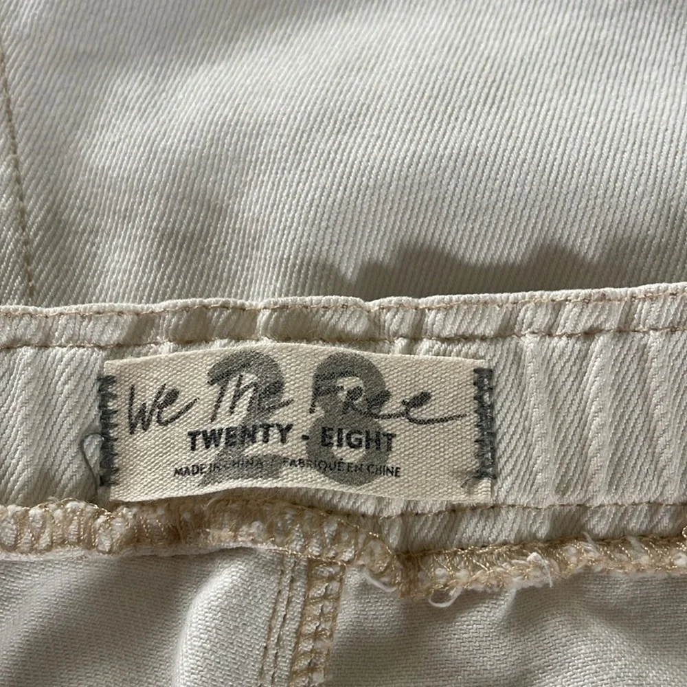 Free People -We The Free OB 1260706 Ecru Extreme Barrel Jeans - size 28